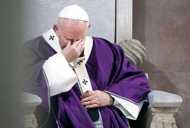 El papa Francisco suspende su asistencia a una celebración en Roma por un