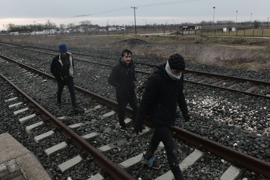 Μετανάστες στα σύνορα Ελλάδας-Τουρκίας