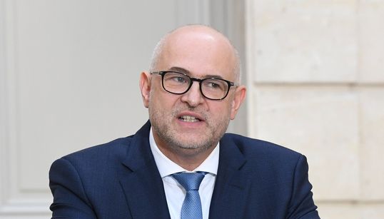 Selon Pietraszewski, les avocats sont les “grands gagnants” de la réforme des