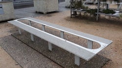 Les pires dispositifs anti-SDF “récompensés” par la Fondation Abbé