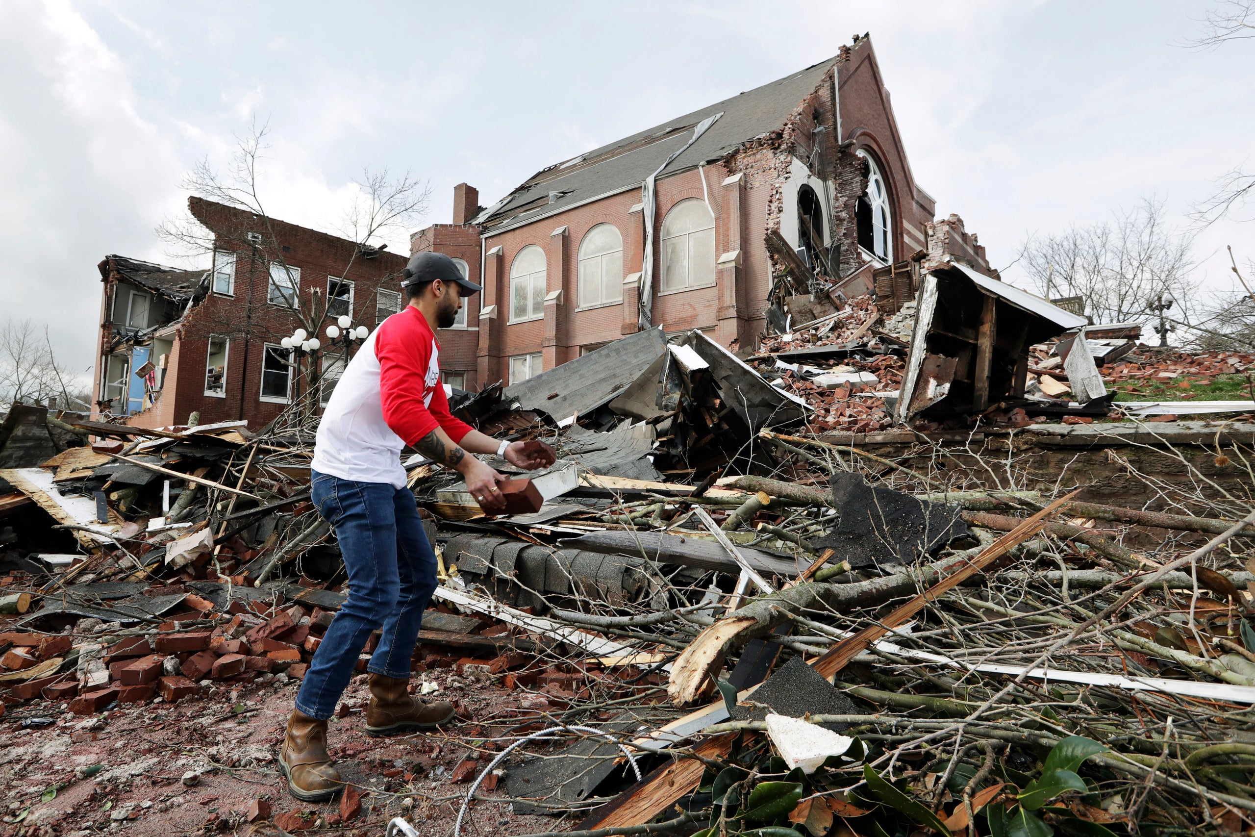 Dramatic Photos Show Destruction From Deadly Nashville Tornadoes HuffPost