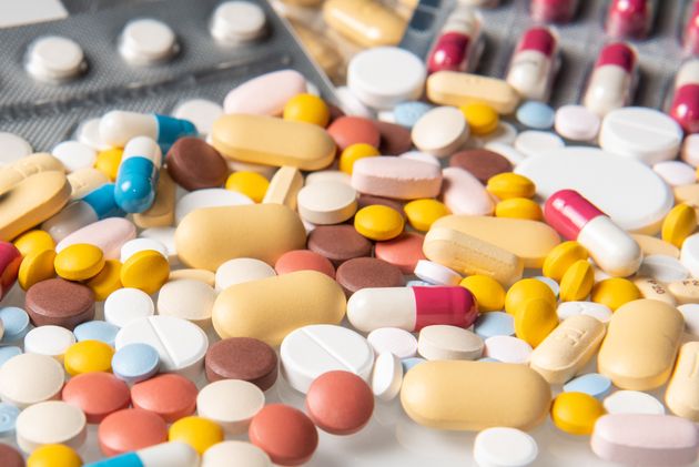 Η Ινδία περιορίζει τις εξαγωγές φαρμάκων λόγω κορονοϊού προκαλώντας πανικό στην