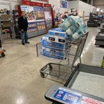 Mais pourquoi le coronavirus entraîne-t-il une ruée vers le papier toilette