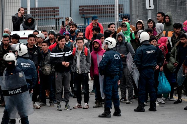Προσφυγικό: Η ΕΕ απορρίπτει κατηγορηματικά τον εκβιασμό της Τουρκίας σε βάρος της