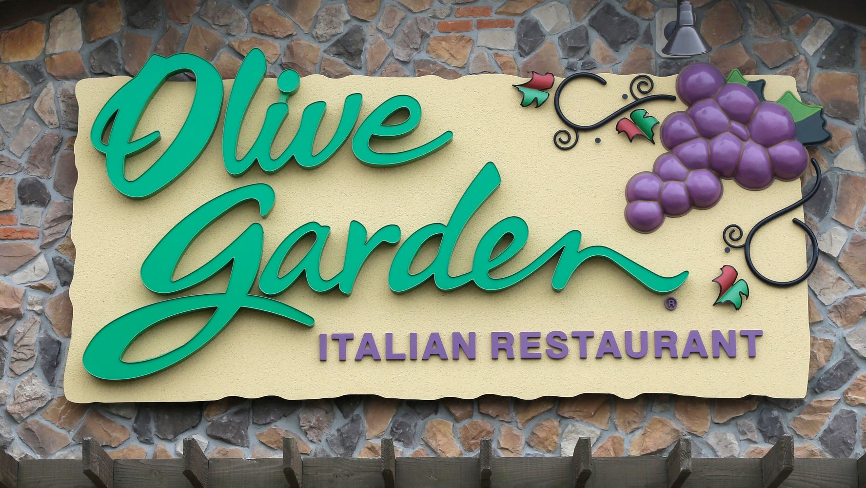 Olive Garden Manager Fired After Complying With Request For Non
