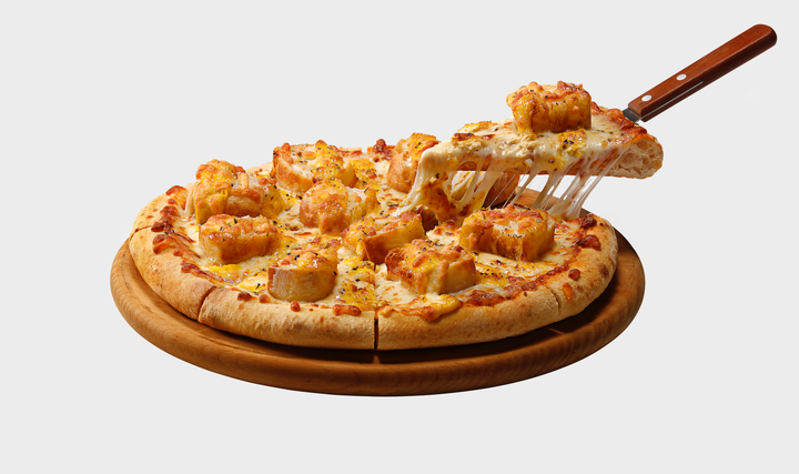 Pizza de pão de alho será vendida apenas no mês de março. 