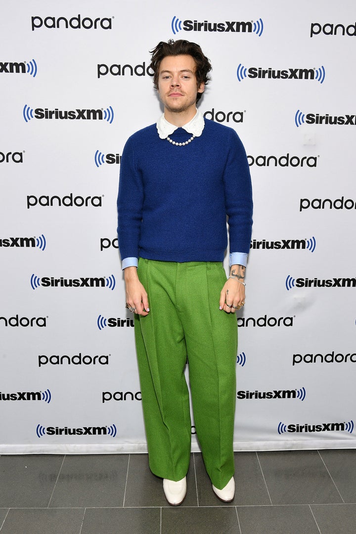 Harry Styles Dresses Like A Classy Grandma And It Works Huffpost Life