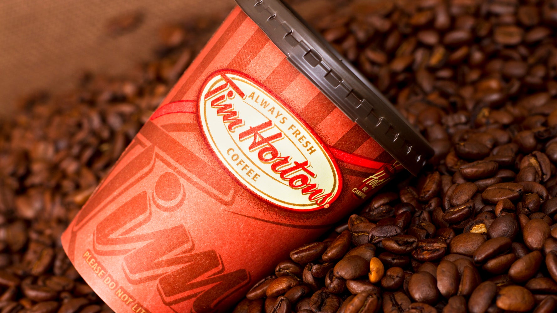 Tim Hortons Mcdonald S Temporarily Stops Accepting Reusable Cups Following Starbucks Second Cup Huffpost Canada Business