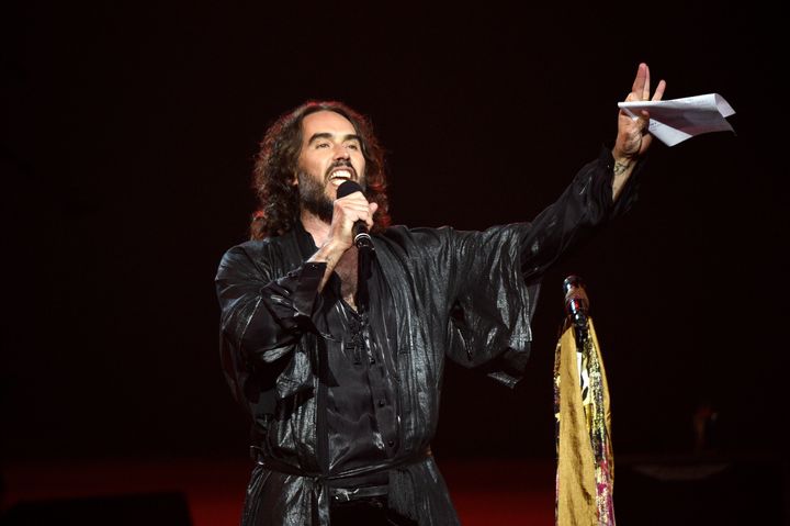 Russell Brand has cancelled his Perth show on Monday night coronavirus concerns.