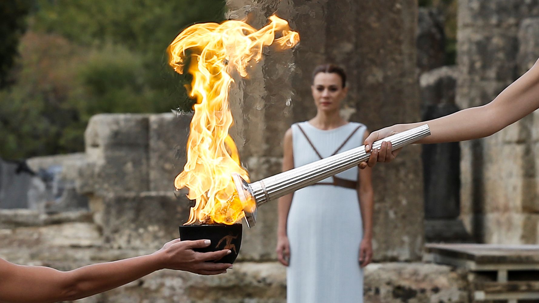 олимпийский огонь в древней греции