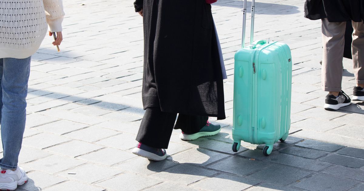 The Best Alternatives To Away Luggage For Carry-Ons And More | HuffPost ...