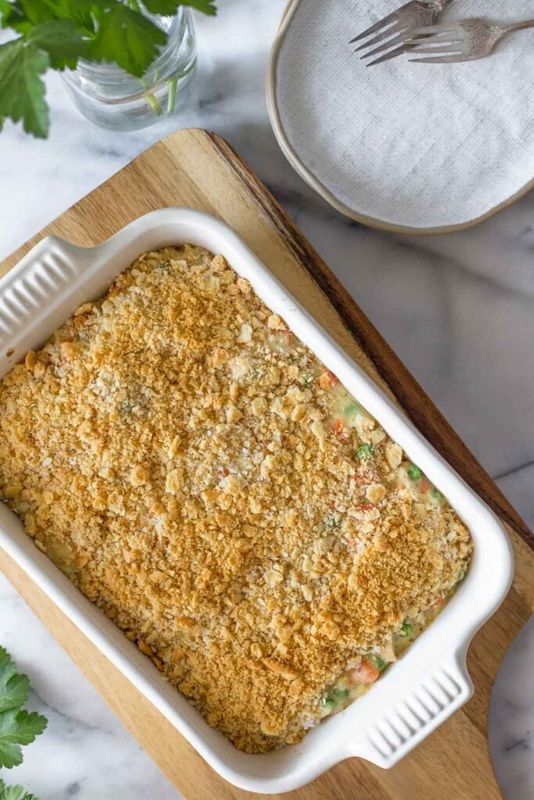 Get the ﻿Creamy Chicken and Rice Bake recipe from Lovely Little Kitchen