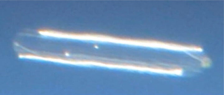 Cylindrical UFO Videotaped By Kentucky Amateur Astronomer Allen Epling ...