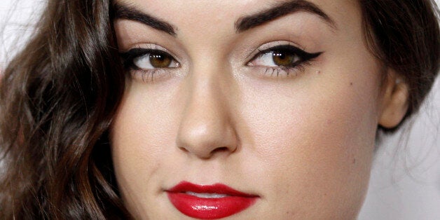 Sasha Grey Red Lipstick Full Video - Ex-Porn Star Sasha Grey Denies Outrageous Death Rumor On Twitter | HuffPost  Weird News