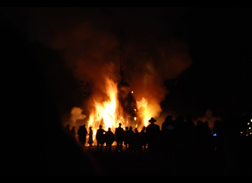 Guy Fawkes Night (Bonfire Night) – England