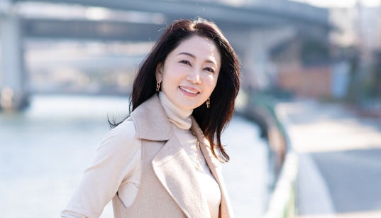 10年前、地方では40代の美は「罪」だった。病気と介護を支えた“私らしさ”