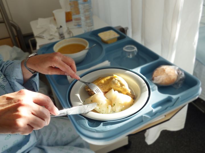 Hospital food is often bland and colorless. And studies show that up to 50% of hospital patients around the world are at risk of malnutrition.