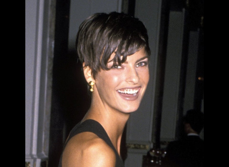 Linda Evangelista, Hair Color Chameleon, Has Been Blonde, Red, Brown And Ev...