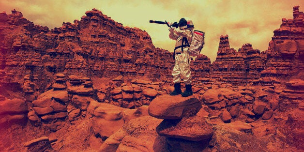 A young astronaut looks for new ideas and frontiers on another planet.