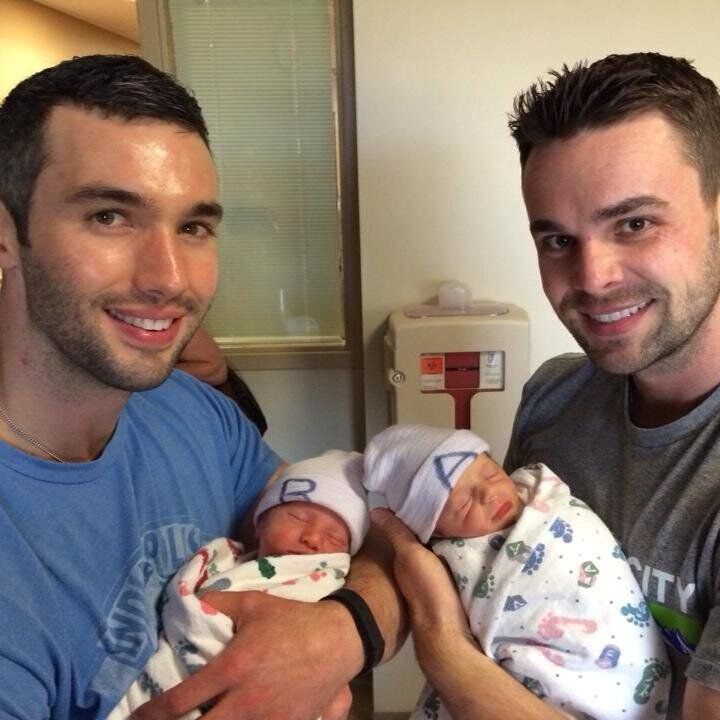 Joe Riggs And Jason Hanna With Their Twin Sons, Lucas And Ethan
