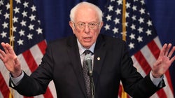 サンダース氏、選挙戦継続を宣言。民主党内には撤退求める声も