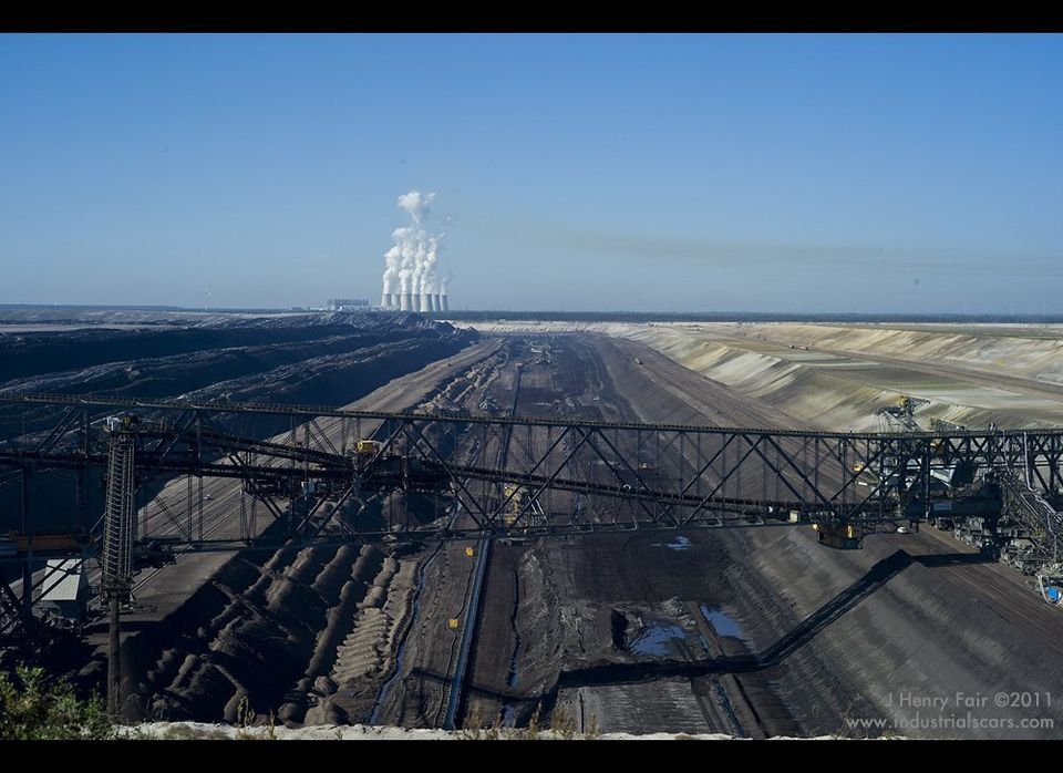Principle overburden removal at lignite mine