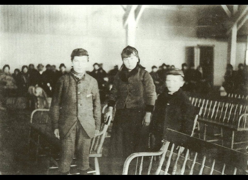 Annie Moore and her brothers at Ellis Island