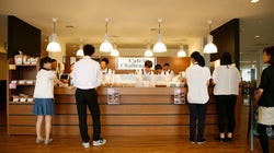 「コーヒーおいしかったよ」障がいのある社員と交流が生まれるカフェがあった。