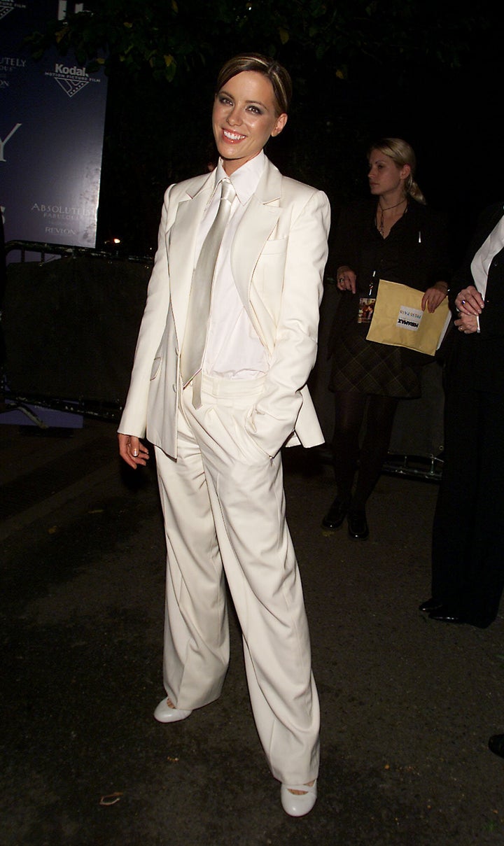 Kate Beckinsale attends the 2001 premiere of "Serendipity" in New York City.