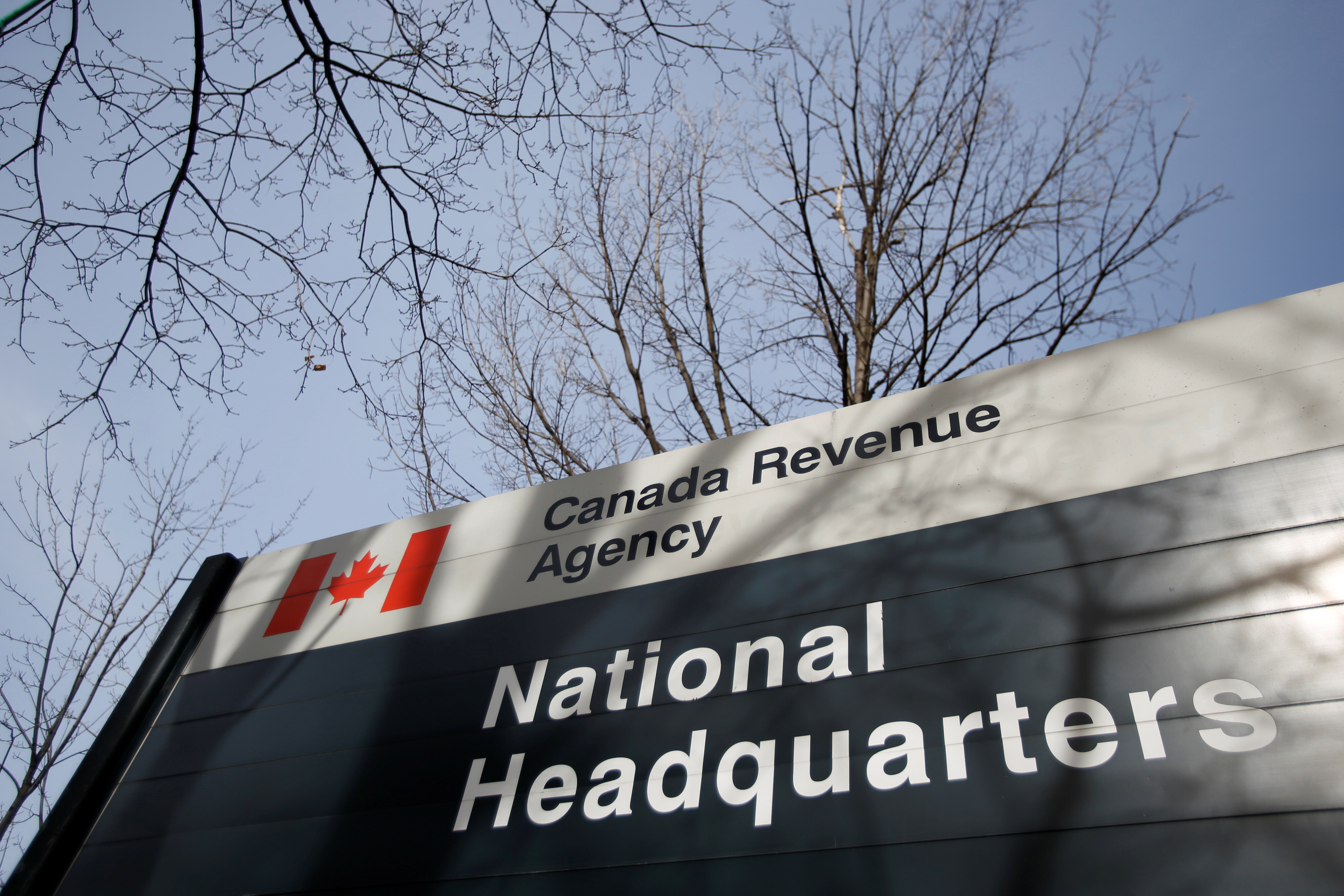 Revenue Canada Changes Income Tax Deadline UPDATE HuffPost Canada   5e6aa55d260000082db66866 