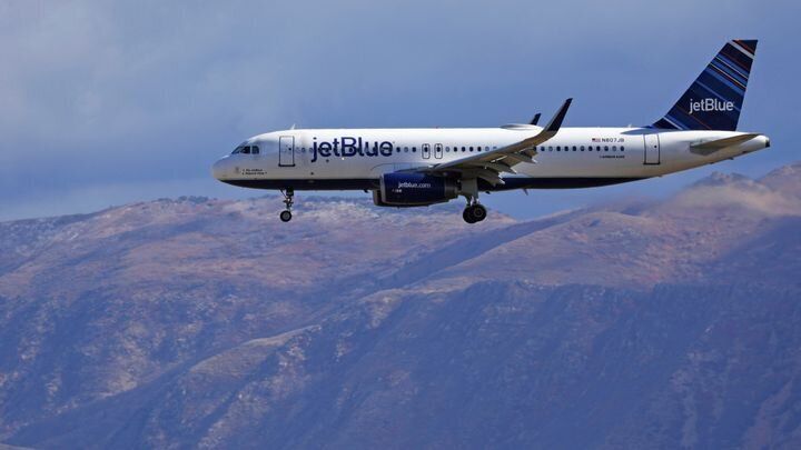 JetBlueの飛行機 イメージ写真