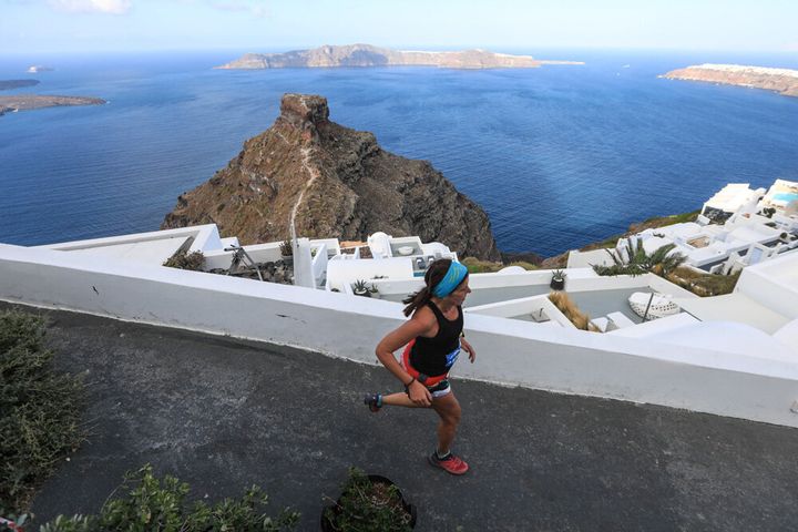 Trail Running @ Santorini Experience (photo by Babis Giritziotis)