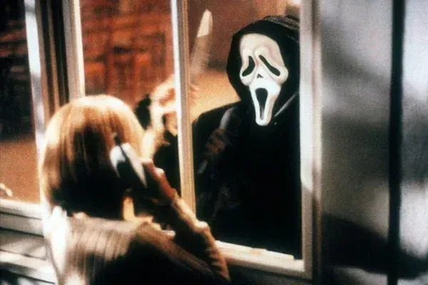 Le dernier film de la série «Scream» est sorti en 2011.