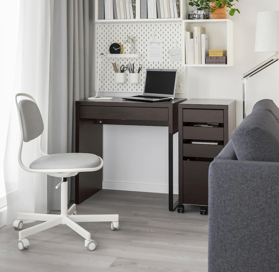 30 Desks For Small Spaces From Target Walmart Amazon Ikea And