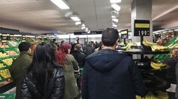 Madrid pide a sus ciudadanos que no se aglomeren en los