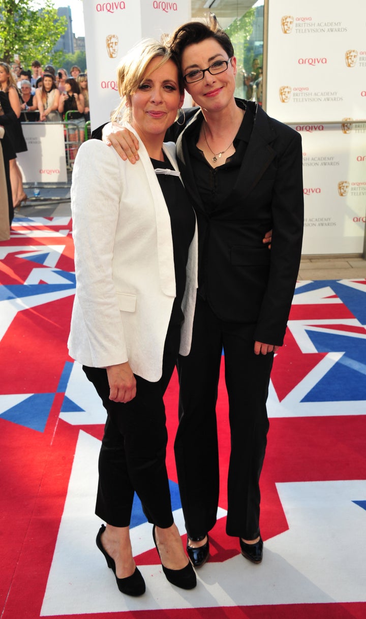 (L-R) Mel Giedroyc and Sue Perkins