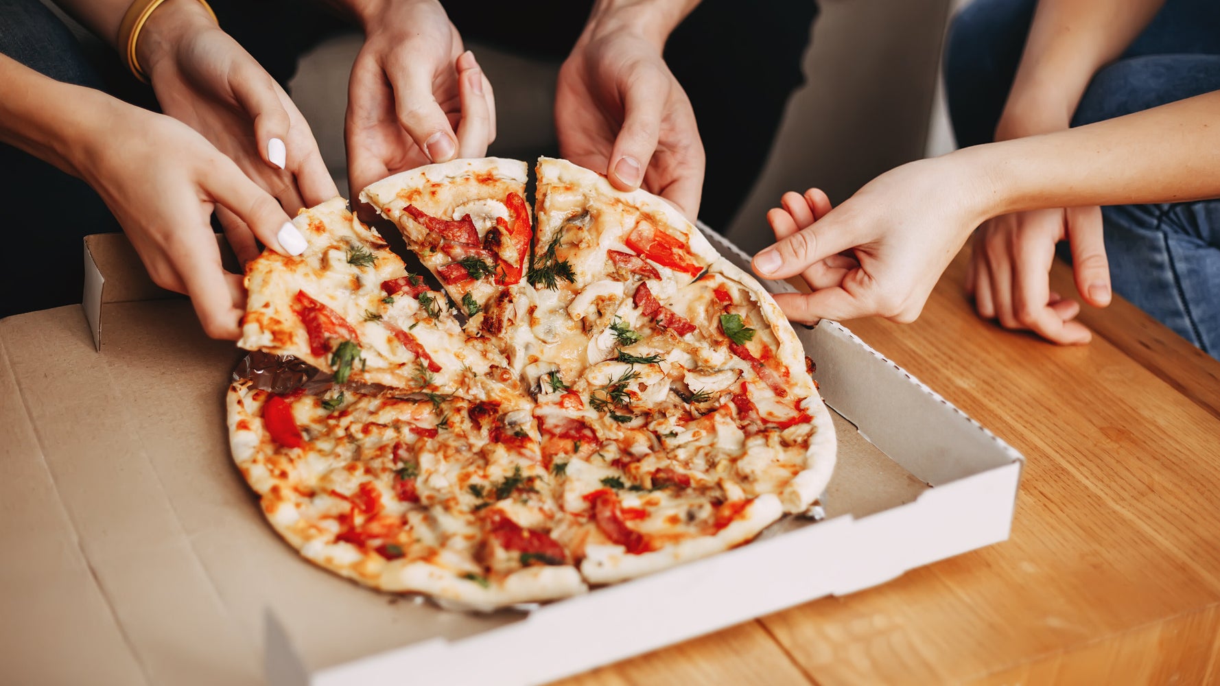 Пицца в коробке