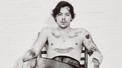 Les bas résille d’Harry Styles vont vous faire oublier le