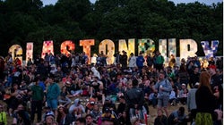 Ακυρώθηκε το Γκλάστονμπερι