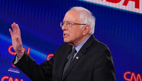 Bernie Sanders va «évaluer» sa campagne après trois autres