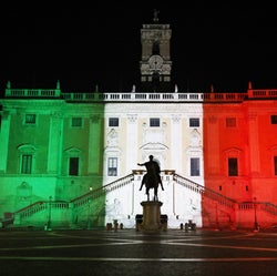 Italia alcanza las 475 muertes en un solo día: ya son casi 3.000 en