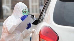 ‘코로나19’ 드라이스 스루 진료소가 오늘(19일) 하루