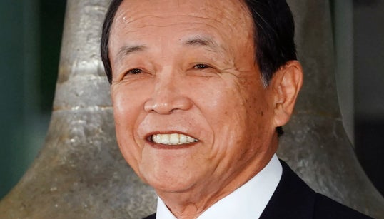 일본 부총리가 도쿄올림픽을 두고 ”저주받았다”며 한