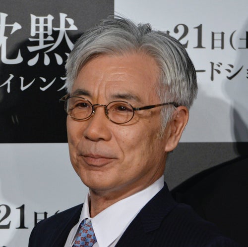 スカーレットの八郎さん作似の器 スカーレット俳優・松下洸平さん。役