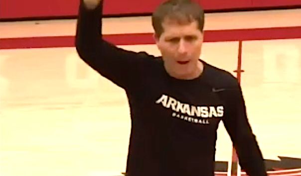 Arkansas Coach Eric Musselman Conducts Practice Without Players | HuffPost