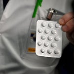 Por que você não deve sair correndo para comprar cloroquina contra o