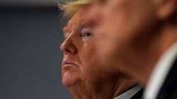 미국 국무부가 모든 미국인의 해외 여행을 전면