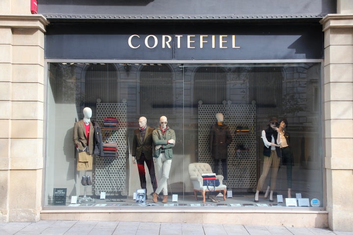 Un tienda de ropa de Cortefiel en Barcelona.