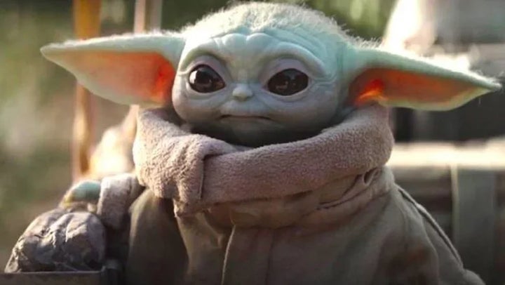 Baby Yoda es el protagonista de 'The mandalorian'.