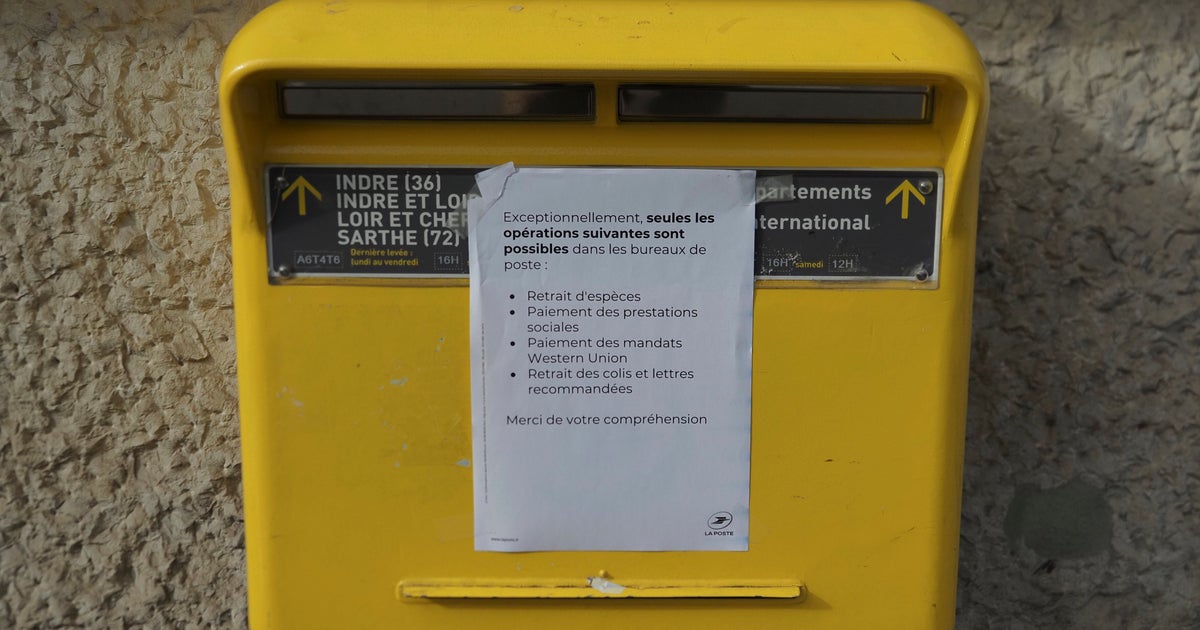 La Poste Reduit Ses Tournees En Plein Confinement Le Huffpost